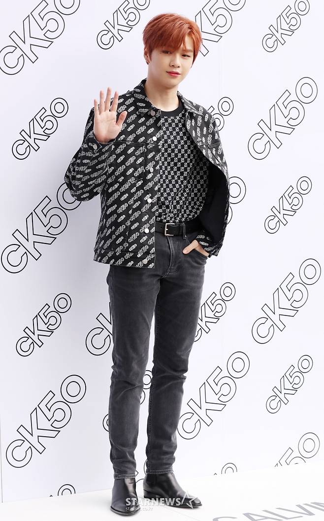 [★포토]강다니엘 '비율이 다했네'