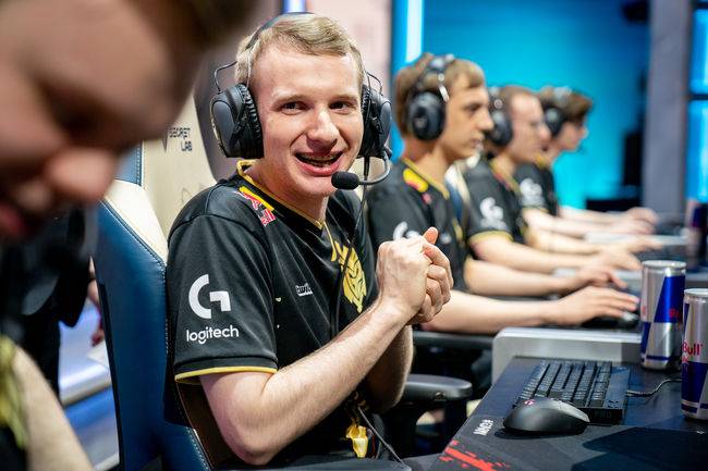 라이엇 게임즈 플리커.