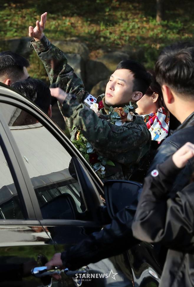 [★화보]'GD IS BACK'