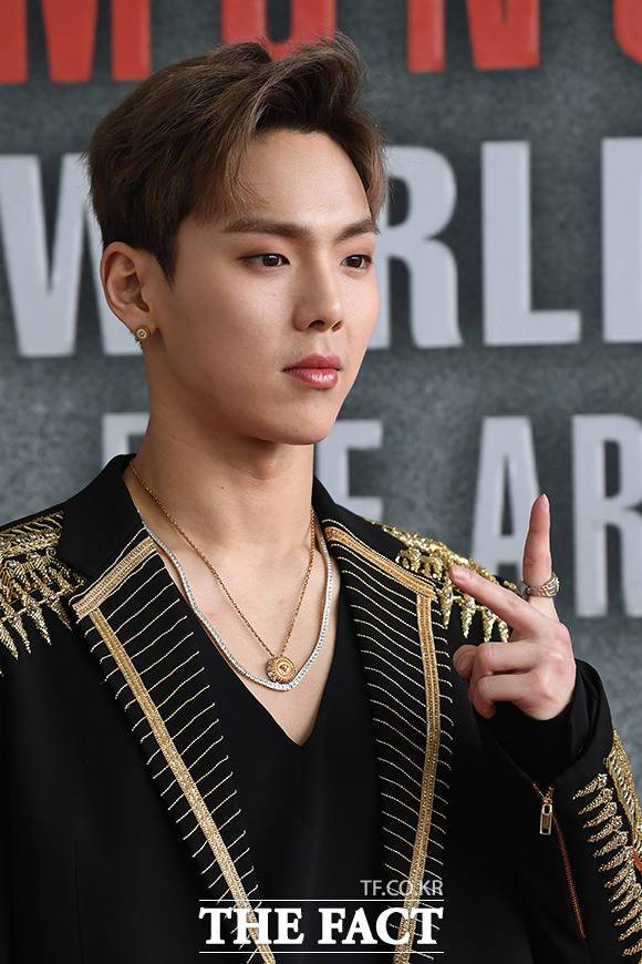 몬스타엑스 셔누가 불법 조작 사진 유포로 곤혹스러운 상황에 처했다. 소속사는 강경 대응을 하겠다느 ㄴ뜻을 밝혔다. /더팩트 DB