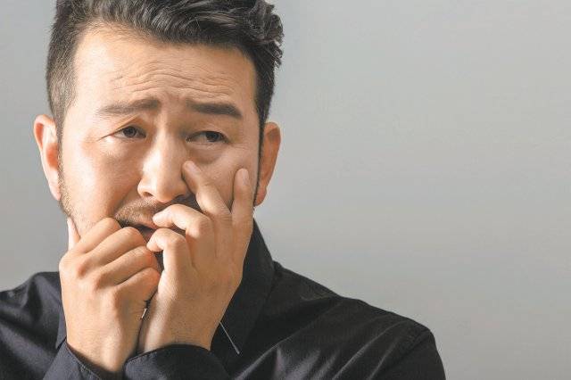 조울증(양극성장애)은 조증과 우울증 사이에서 기분이 급변하는 기분장애의 일종이다. 게티이미지뱅크