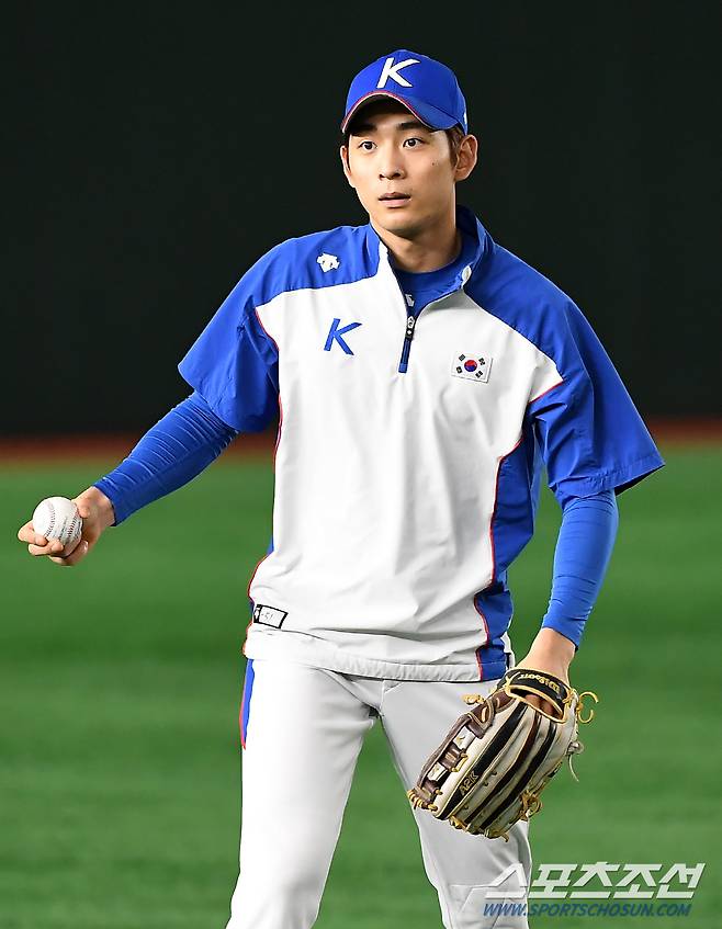 '2019 WBSC 프리미어12' 슈퍼라운드 3차전 멕시코와 경기를 앞둔 대한민국 야구 대표팀 훈련이 14일 일본 도쿄돔에서 진행됐다. 한국 이정후. 도쿄(일본)=박재만 기자 pjm@sportschosun.com/2019.11.14/