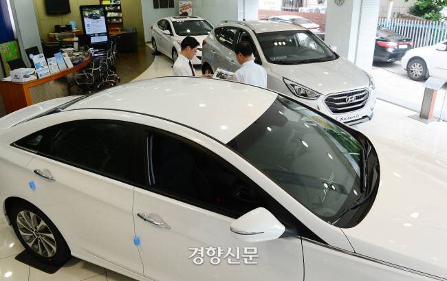 서울의 한 자동차 대리점/김문석 기자