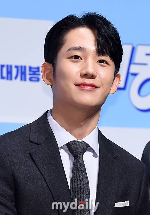 ▲ 정해인 '부드러운 미소'