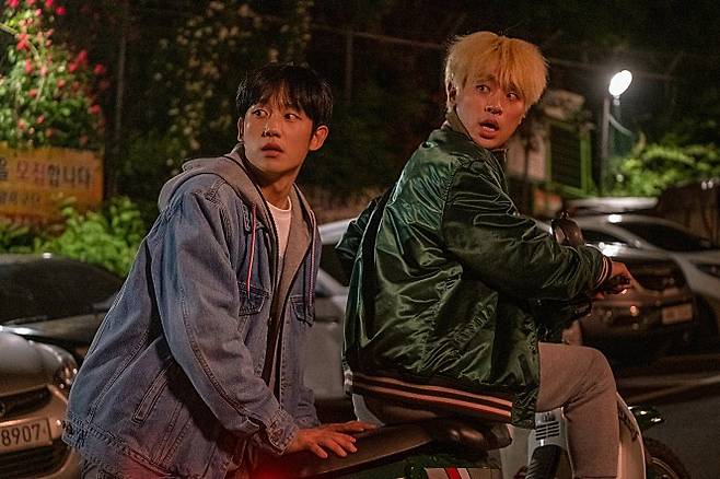 ▲ 출처|영화 '시동' 스틸