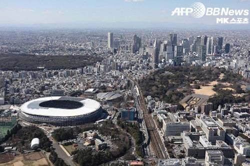 일본 도쿄의 신국립경기장이 30일 완공됐다. 사진(日 도쿄)=ⓒAFPBBNews = News1
