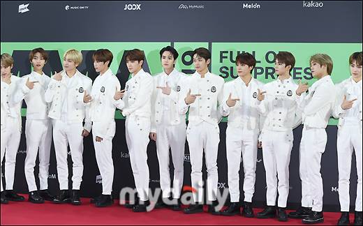 ▲  더보이즈 '새하얀 소년들'