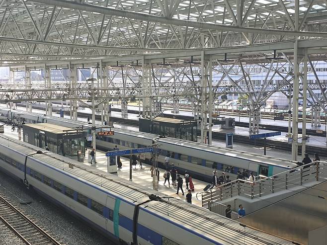 (사진 20) 현재의 서울역 구내 모습. [출처 중앙일보]