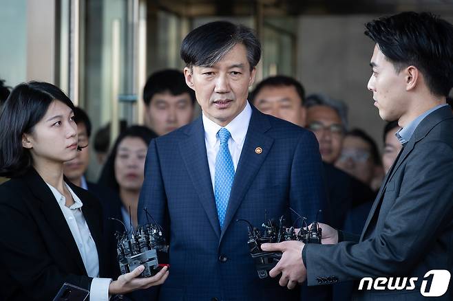 조국 전 법무부 장관. 2019.10.14/뉴스1 © News1 유승관 기자