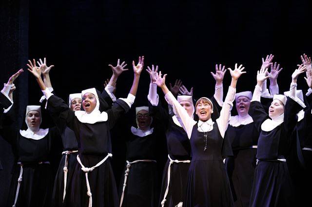 최고의 앙상블을 만나고 싶다면 선택하자, 뮤지컬 ‘시스터 액트’. EMK뮤지컬컴퍼니 제공