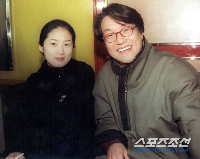 1998년 배우 심은하와 한석규