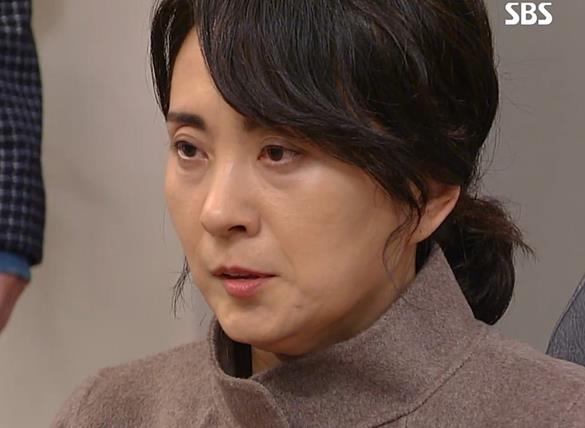 배우 추귀정이 화제다.SBS ‘강남스캔들’ 방송캡처