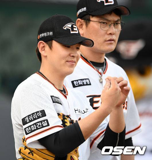 [OSEN=대전, 지형준 기자]한화 정은원이 경기를 준비하고 있다. /jpnews@osen.co.kr