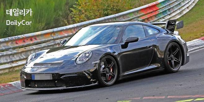911 GT3 스파이샷 (출처 아우토모토운트스포트)