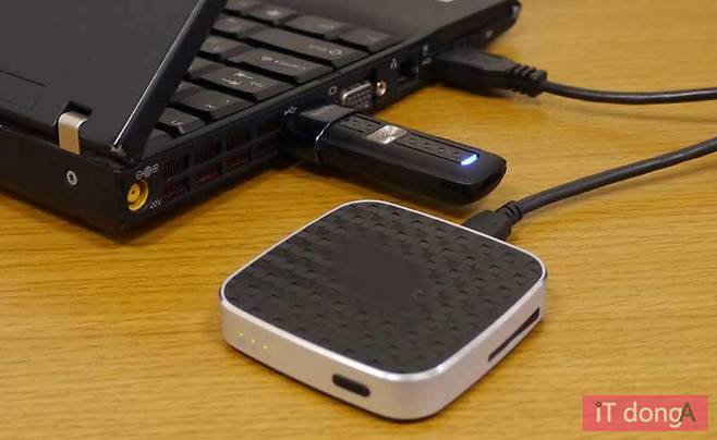 외장하드와 USB 메모리(본 사진은 기사의 특정 내용과 관계 없음)