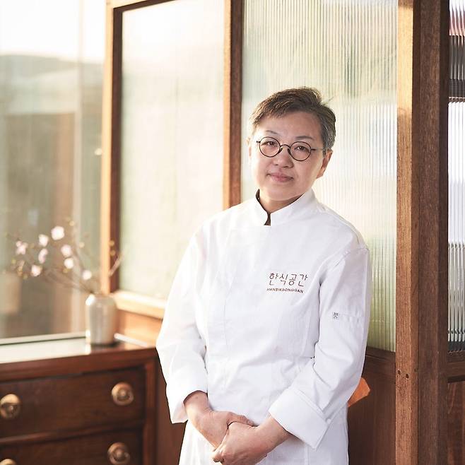 Chef Cho Hee-sook (Hansikgonggan)