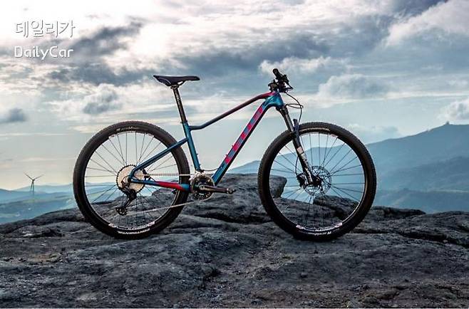 첼로, 카본 MTB ‘XC PRO 50’