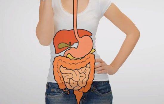 식사 후에 바로 배변신호가 온다는 사람이 있습니다. 이 사람은 소화가 잘되는 건강한 사람일까요? [사진=유튜브 화면캡처]