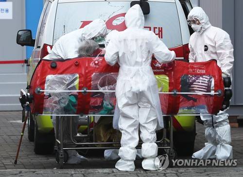 코로나19 확진 96명 증가, 총 7천478명…사망 53명·완치 166명 [연합뉴스 자료사진]