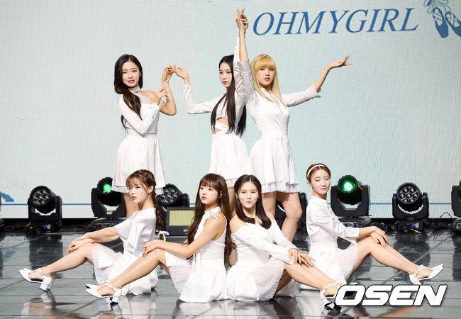 [OSEN=이동해 기자]그룹 오마이걸이 포토타임을 갖고 있다. / eastsea@osen.co.kr