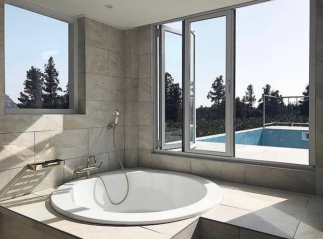 ▲ 진재영이 집 사진을 공개했다. 출처ㅣ진재영 SNS