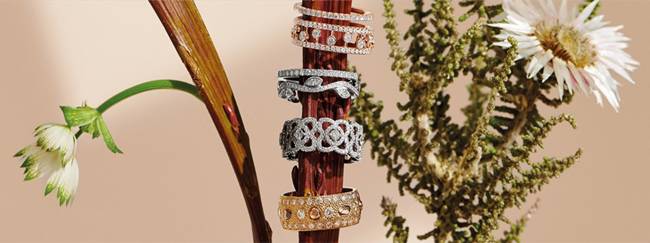 오른손 반지. [드비어스 홈페이지]