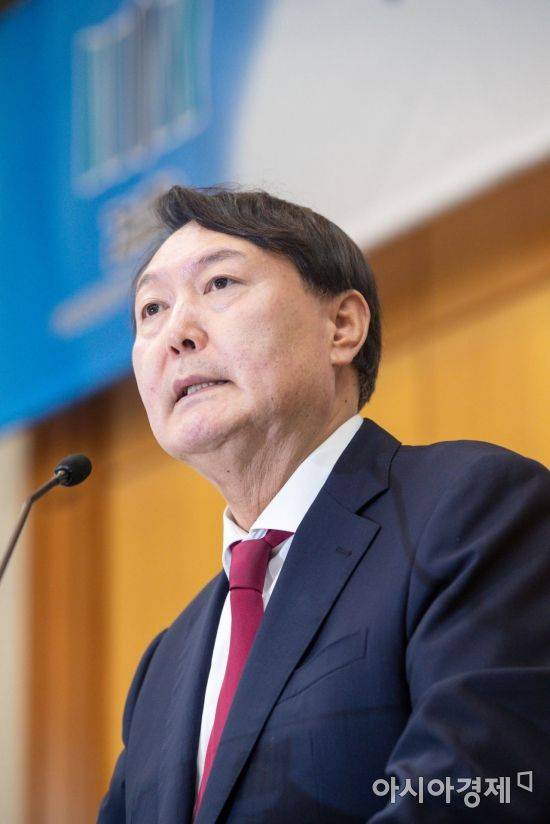 지난해 7월 25일 서울 서초구 대검찰청에서 열린 취임식에서 취임사를 하고 있는 윤석열 검찰총장./강진형 기자 aymsdream@