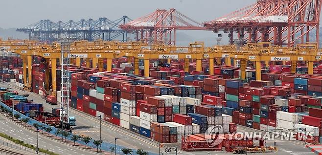 2019년 6월 부산항 신항 [촬영 손형주·재판매 및 DB 금지]