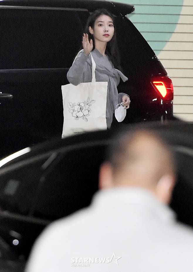 [★포토]아이유 '은지은 함께해요!'