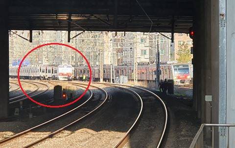 탈선한 급행 전동열차의 모습. 사진=채널A