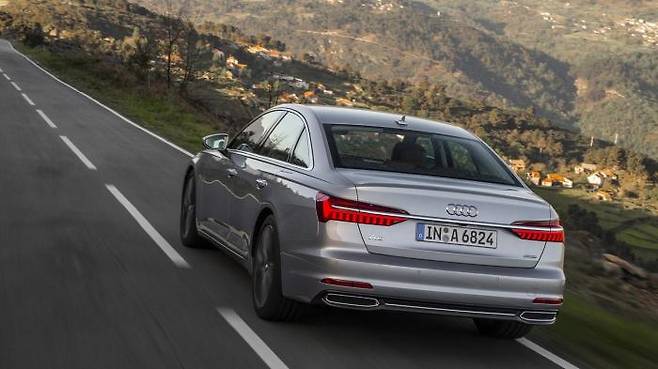 아우디, A6