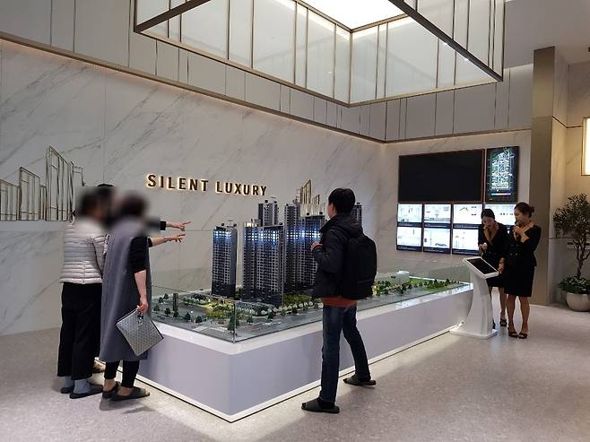 작년 말 서울 서초구 한 견본주택 내부의 모습. [헤럴드경제DB]