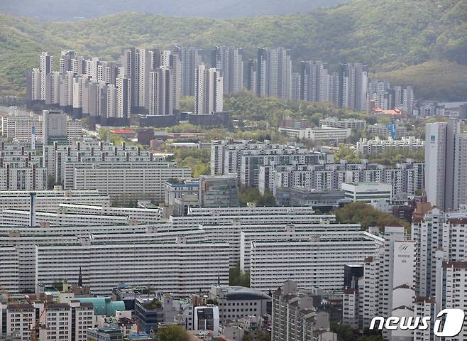 서울 지역 아파트 단지의 모습.© News1 신웅수 기자