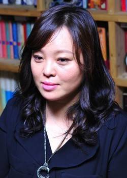 정여울 작가