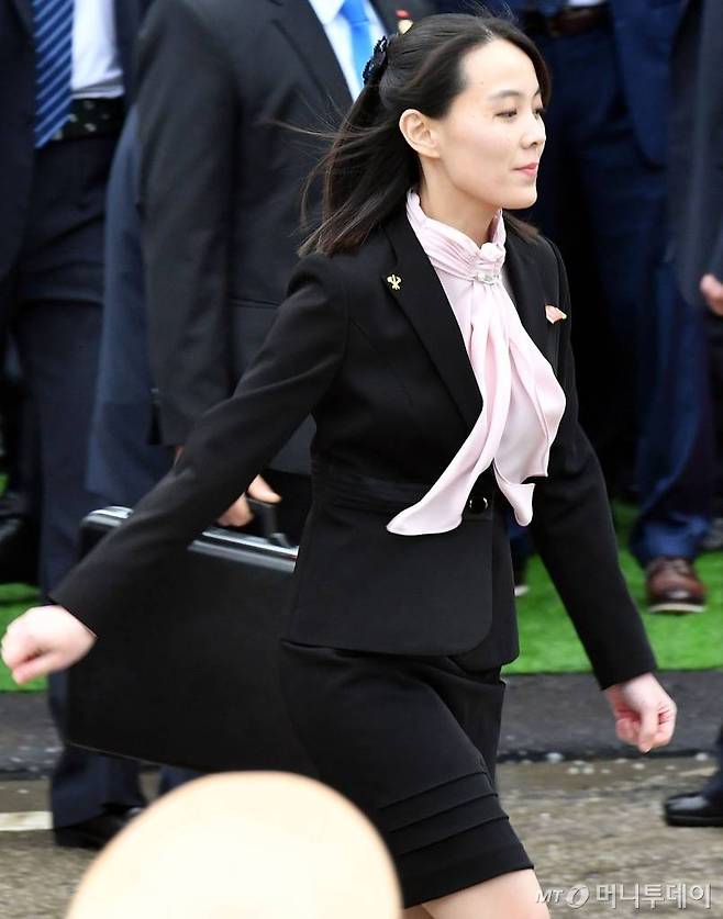 北・米首脳会談を一日控えて 26日金旅程北朝鮮労動党宣伝扇動部第1副部長がベトナムラングソンソング唐洞役に到着してキム・ジョンウン国務委員長迎え準備をしている. / 写真=金彰拐記者 chmt@