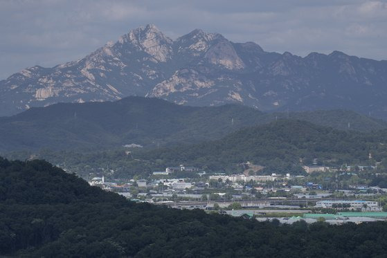 경기도 고양시 행주산성에서 바라본 3기 신도시 창릉 지구 일대의 모습. ［연합뉴스］