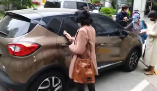 진중권 전 동양대 교수가 공유한 유튜브 채널 미디어 펀치 영상 캡처