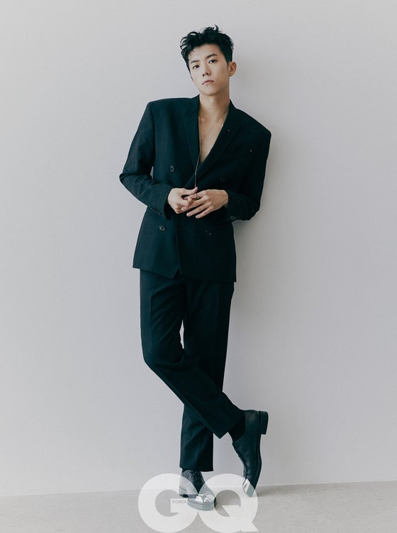 우영 화보