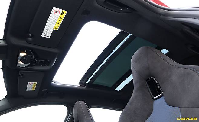 기본 적용된 파노라마 선루프