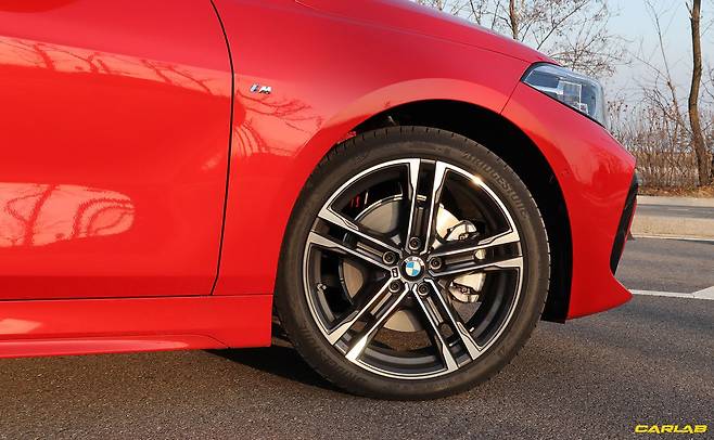 18인치 휠과 런플랫 타이어