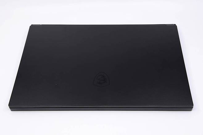 MSI GS66 스텔스 게이밍 노트북.