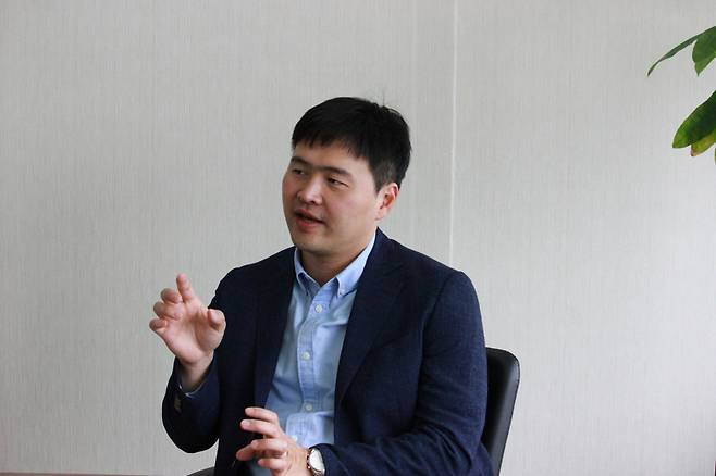오는 28일 ‘헤럴드 부동산포럼 2020’에서 두번째 발표자로 나서는 이태희 한국건설산업연구원 부연구위원(도시 및 지역계획학 박사)은 “시장이 원하는 입지에 원하는 품질의 주택을 빠르게 공급하기 위해서는 정비사업에 지나치게 부과돼 있는 불합리한 규제완화가 절실하다”고 강조했다. [사진=건산연 제공]