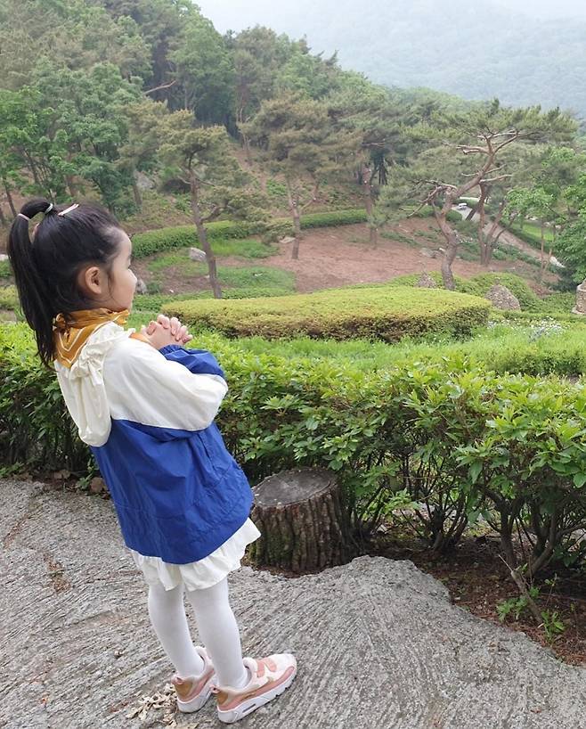 ▲ 하은 양. 출처ㅣ소이현 SNS