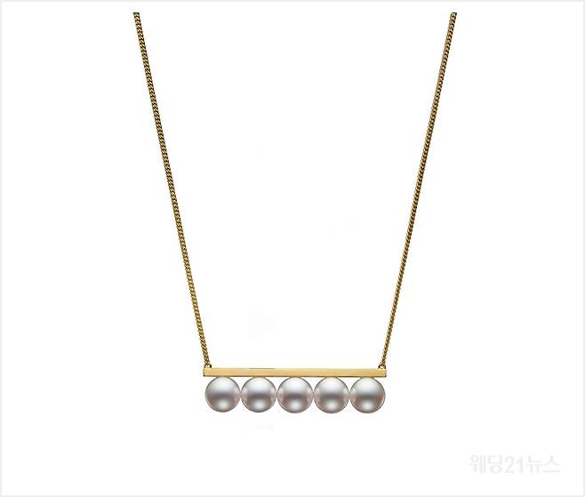 사진 : 타사키 밸런스 시그니처 컬렉션(TASAKI balance signature COLLECTION) ⓒTASAKI – balance signature Necklace & Ring