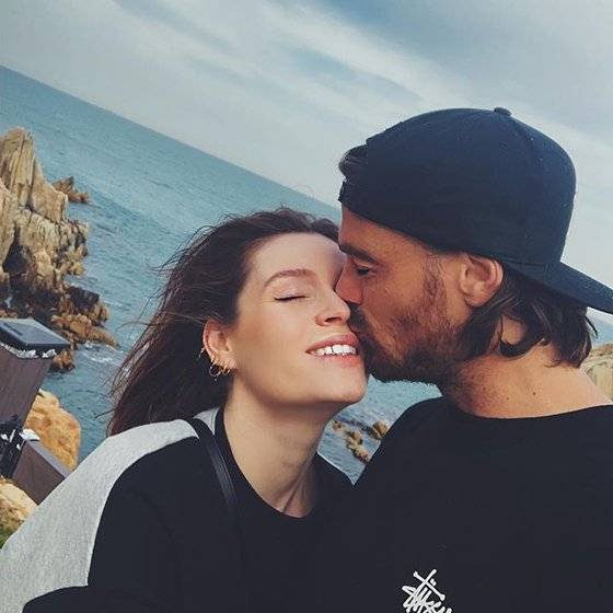 불투이스와 아내 조엘. 사진=불투이스 SNS