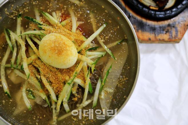 제일고기국수의 물냉면