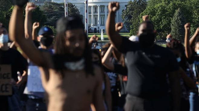 백악관 근처에서 펼쳐지고 있는 흑인 시위 (사진=연합뉴스)