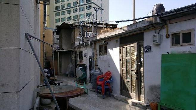 감정가의 2배에 낙찰된 서울 용산구 단독주택 [지지옥션 제공]