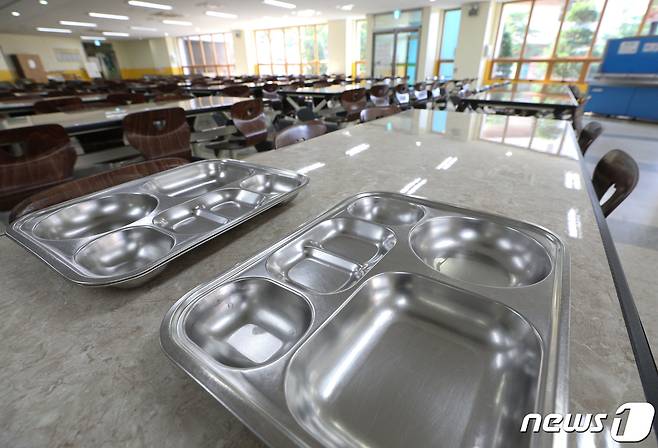 (인천=뉴스1) 박아론 기자 = 인천 송도의 한 어린이집에서 원아와 교사들이 집단으로 장염 증상을 보여 관계당국이 조사에 나섰다. 자료사진 © News1