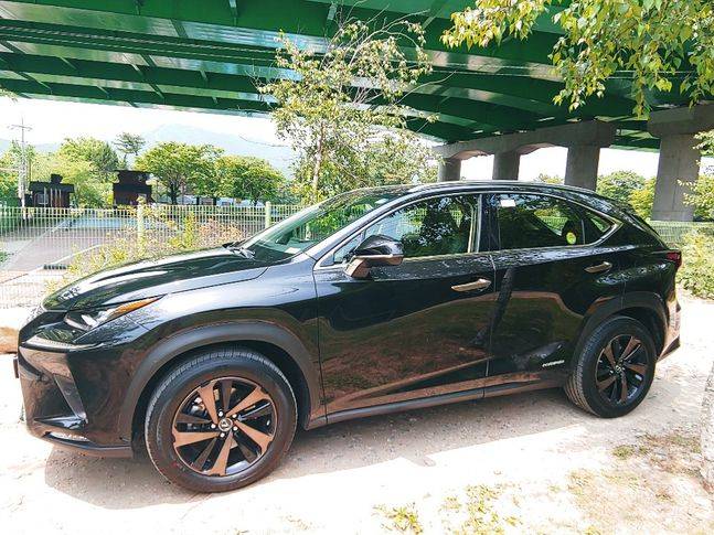 NX300h. ⓒ데일리안 조인영 기자